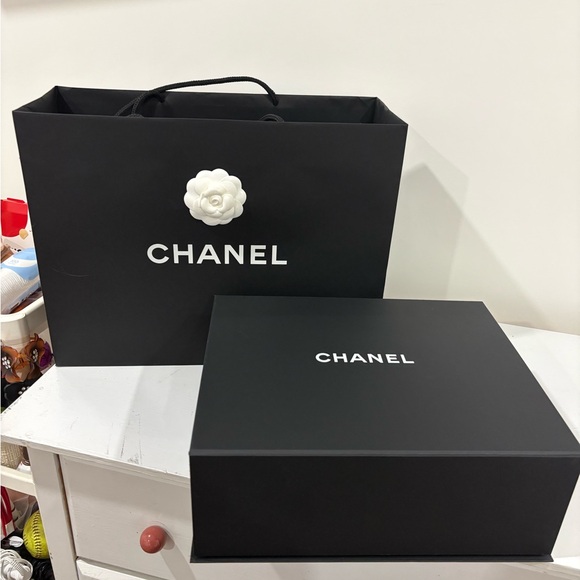 CHANEL Handbags - Empty CHANEL Black Gift Bag and Box Set